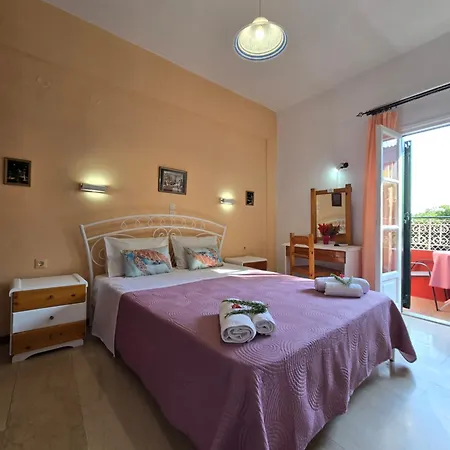 Lisipio By Eleni Paleokastrítsa